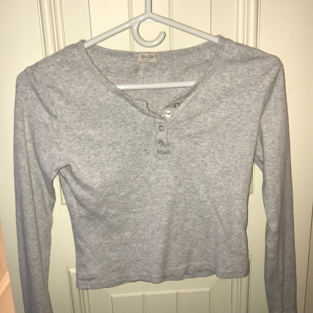 brandy Melville grey long sleeve top (John galt)